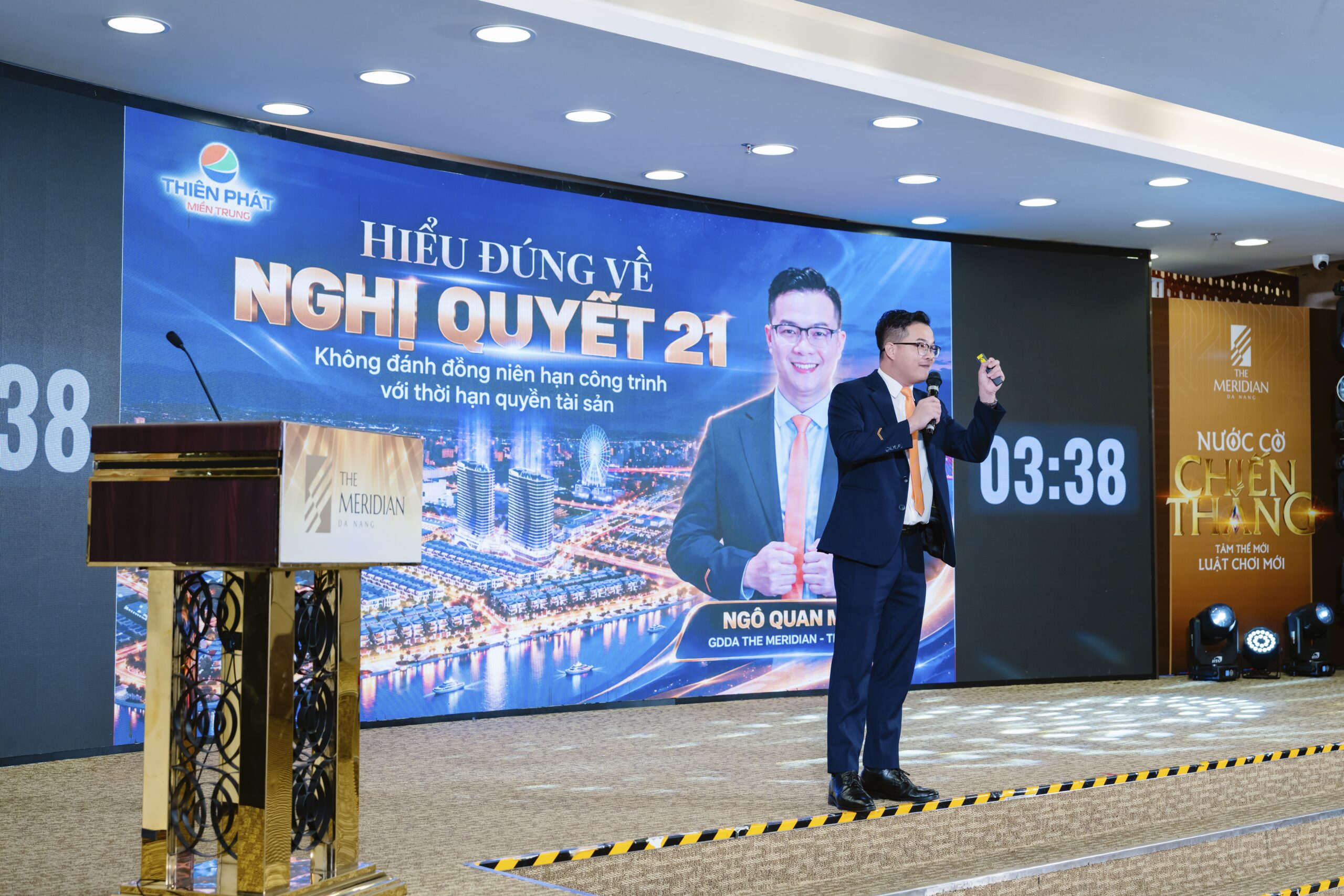 Phần thi thuyết trình về dự án The Meridian - Nước Cờ Chiến Thắng